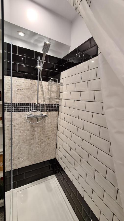 La Fluturi Apartament Daire Suceava Dış mekan fotoğraf